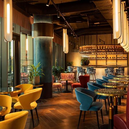 The Gantry London Curio Collection By Hilton Hotell Eksteriør bilde
