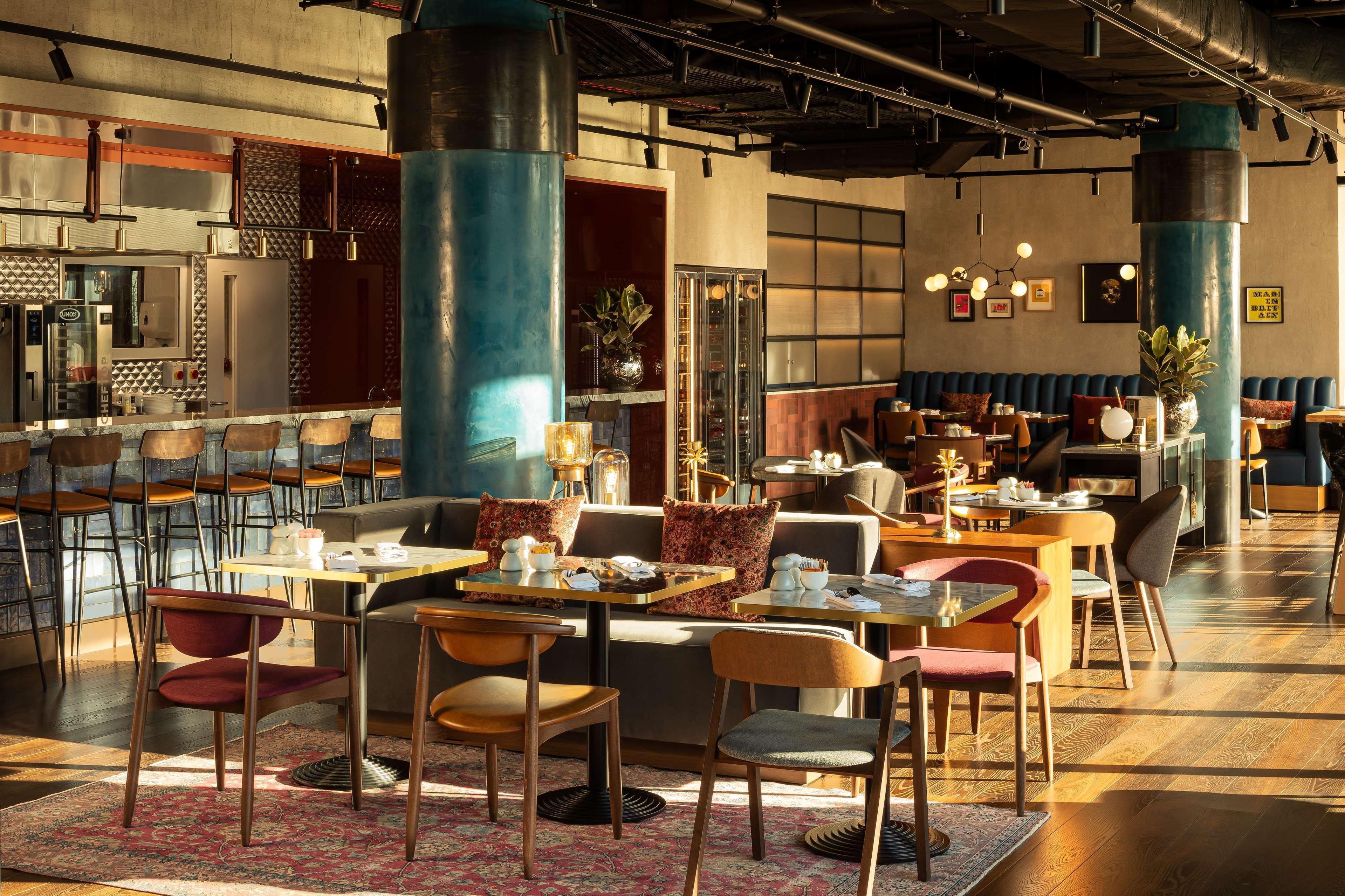 The Gantry London Curio Collection By Hilton Hotell Eksteriør bilde
